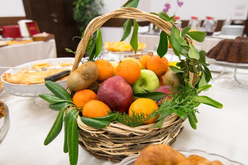 Boutique Hotel Kotoni Тирана Экстерьер фото